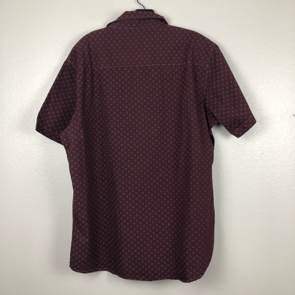 Airwalk s/s button down shirt - size XL - Picture 2 of 7